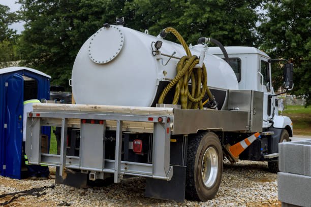 Best Portable bathroom rental  in Roodhouse, IL